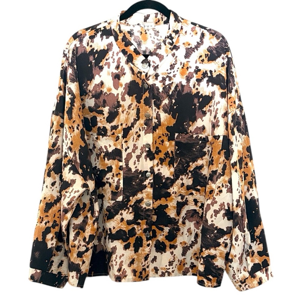 POL Animal Print Button Front shirt/top,pockets,white w/brown tones,oversized, M